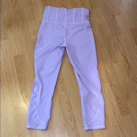 EUC Lilac workout leggings - Picture 2 of 5